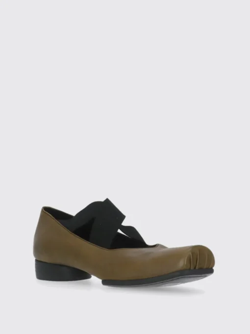 Ballerina Uma Wang in pelle