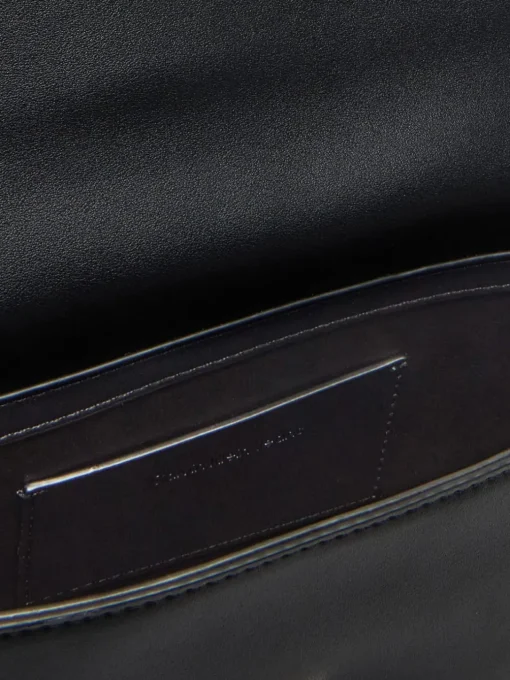 Borsa a spalla Sculpted Flap in pelle sintetica Calvin Klein