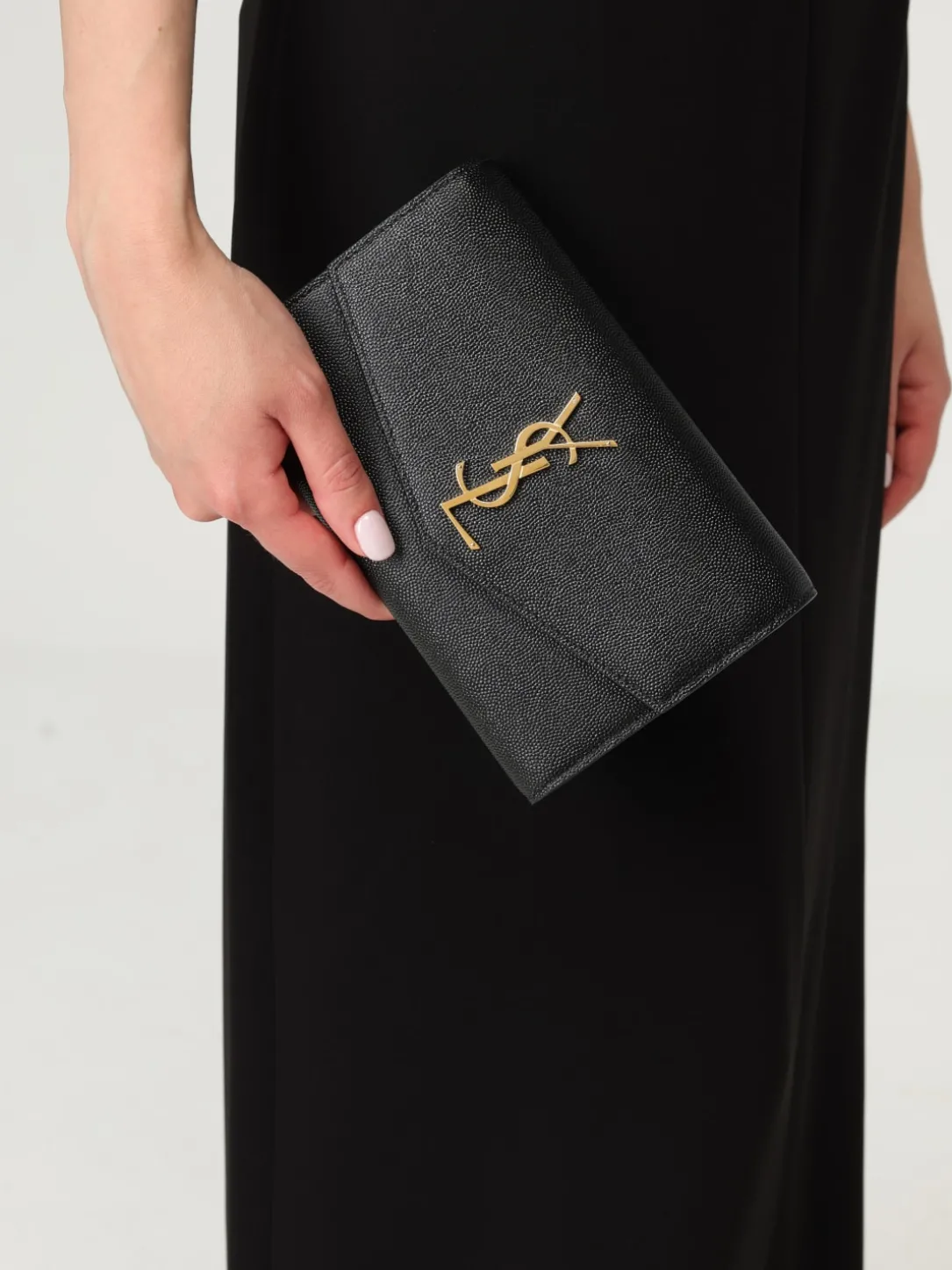 Borsa Uptown Saint Laurent in pelle grain de poudre