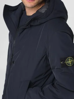 Giubbotto con cappuccio Stone Island in twill di nylon