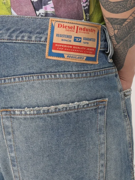 Jeans Diesel in denim washed