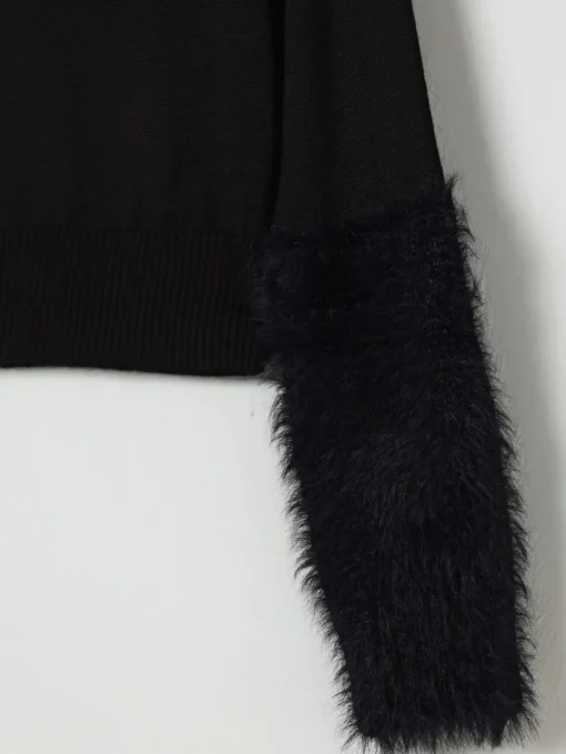 Maglione a dolcevita in misto lana con piume N° 21