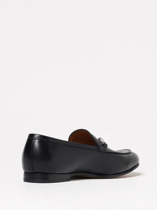 Mocassino Horsebit Gucci in pelle con logo goffrato