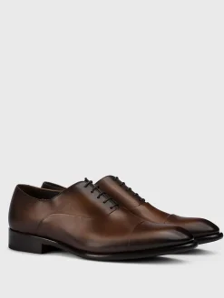 Oxford Doucal's in pelle lucida