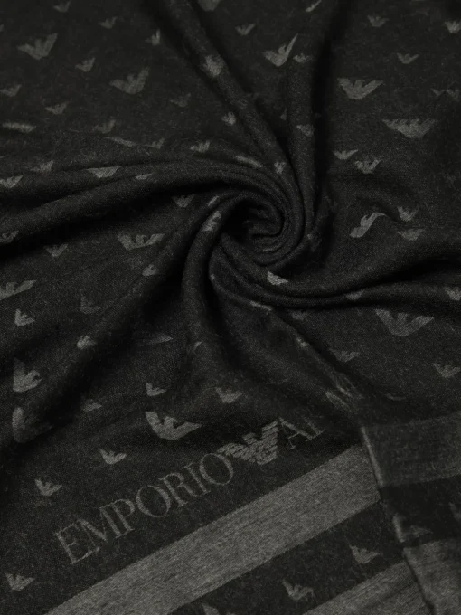 Sciarpa Emporio Armani in viscosa con logo jacquard