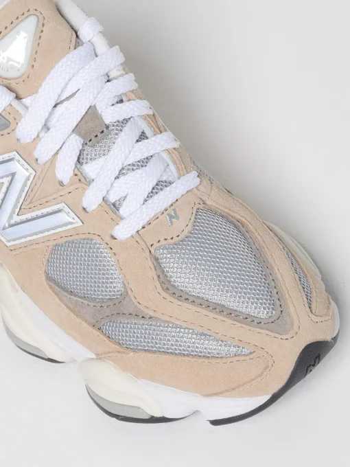 Sneakers 9060 New Balance in camoscio e mesh