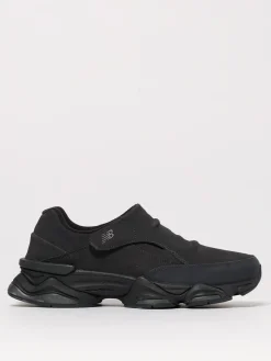 Sneakers U8040 New Balance in camoscio e gomma