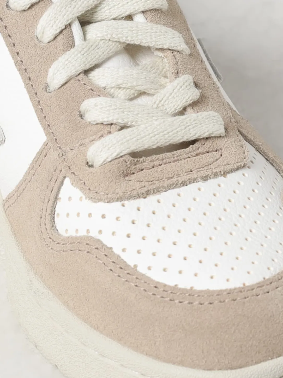 Sneakers V-10 Veja in pelle