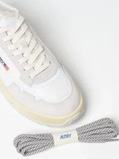 Sneakers Wildpace Autry in camoscio e mesh