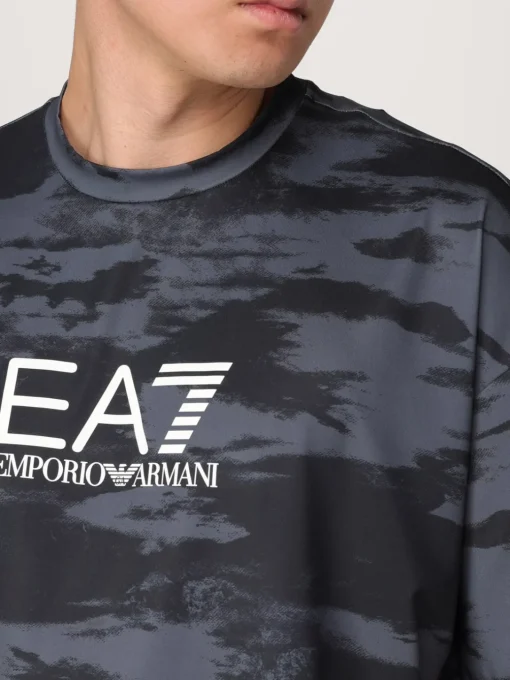 T-shirt in poliestere con logo EA7