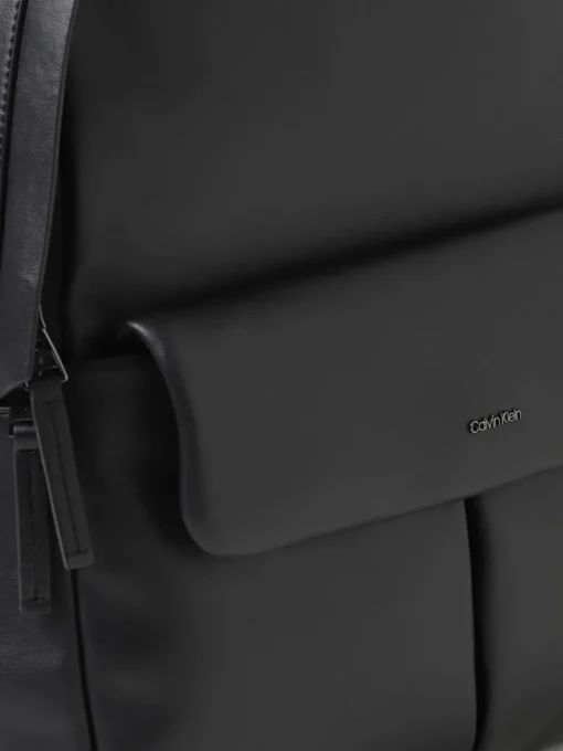 Zaino Calvin Klein in pelle sintetica riciclata