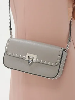 Borsa a tracolla Rockstud Valentino Garavani in pelle martellata