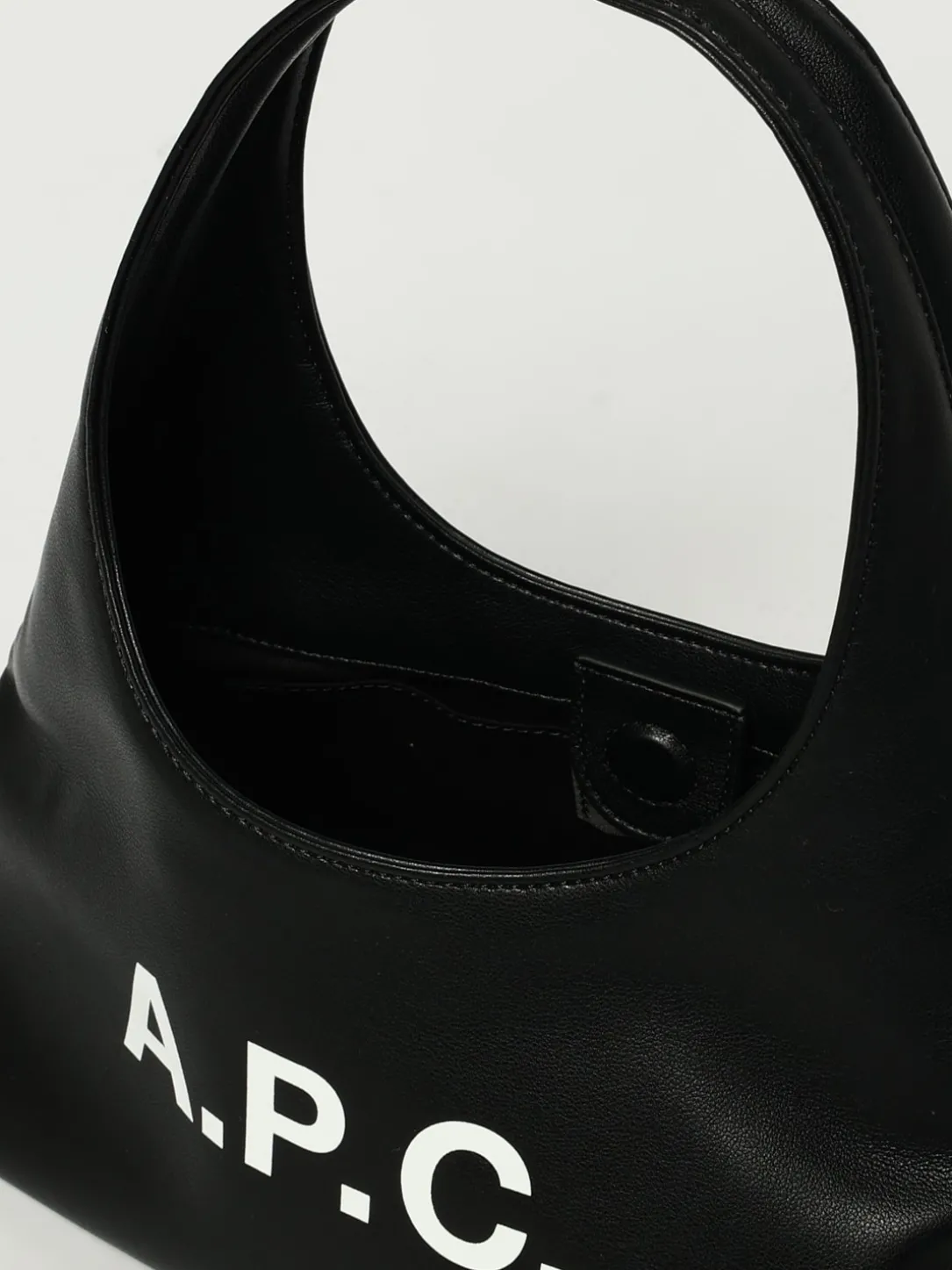 Borsa Baby Ninon A.P.C. in pelle sintetica