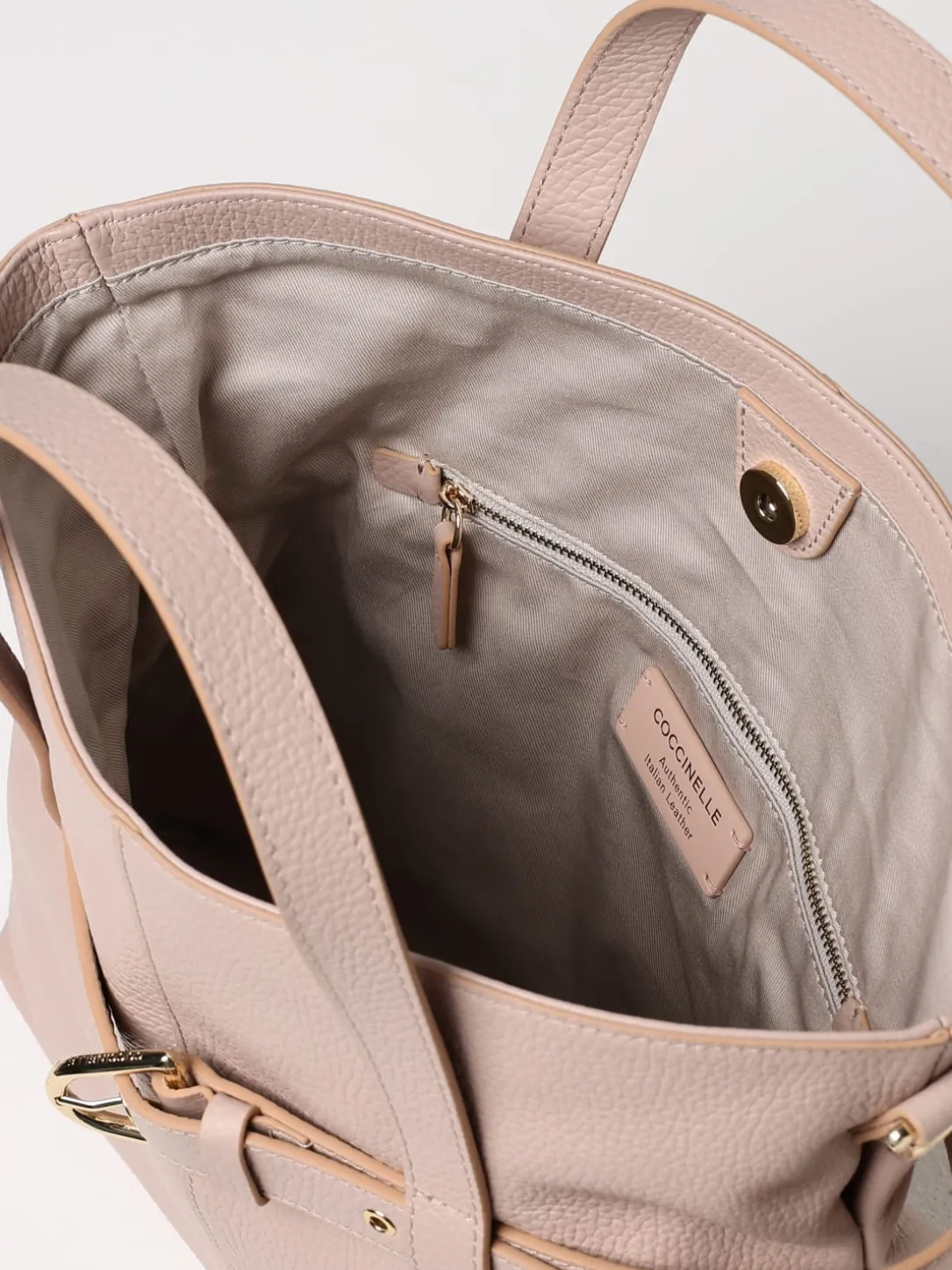 Borsa Coccinelle in pelle a grana con cintura