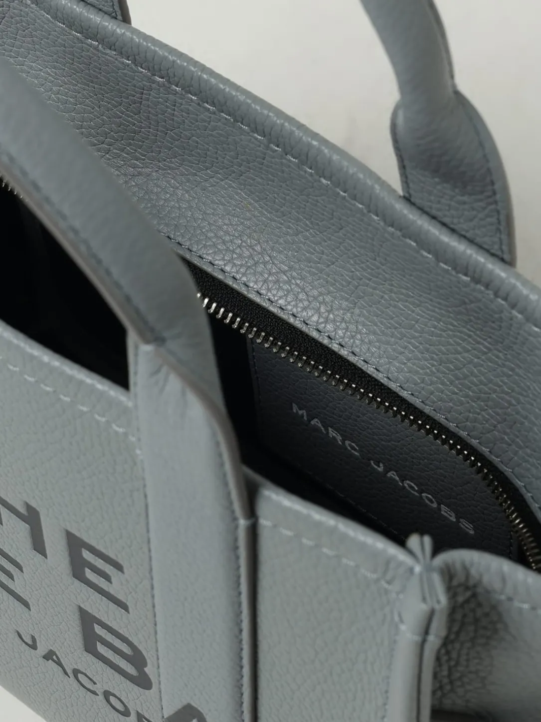 Borsa The Tote Bag Marc Jacobs in pelle media