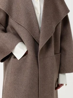 Cappotto oversize Toteme in lana e cashmere