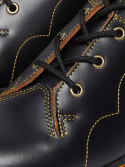 Derby Chunch Dr. Martens in pelle