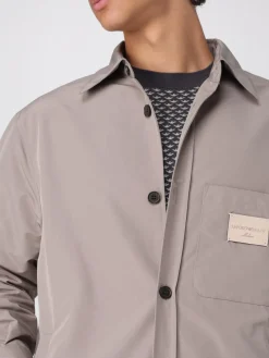Giacca camicia con logo Emporio Armani in nylon