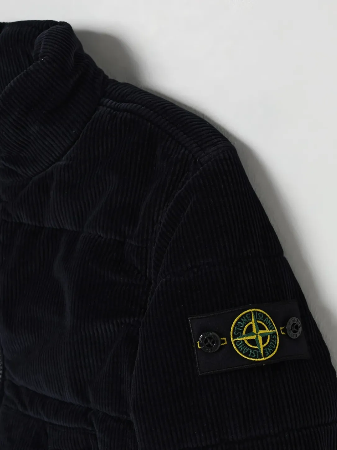 Giacca con cappuccio in nylon Stone Island Junior