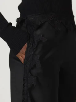 Pantalone Blumarine in misto lana vergine con inserti in pizzo