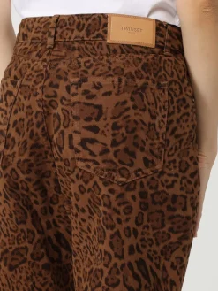 Pantalone Twinset in denim con stampa animalier