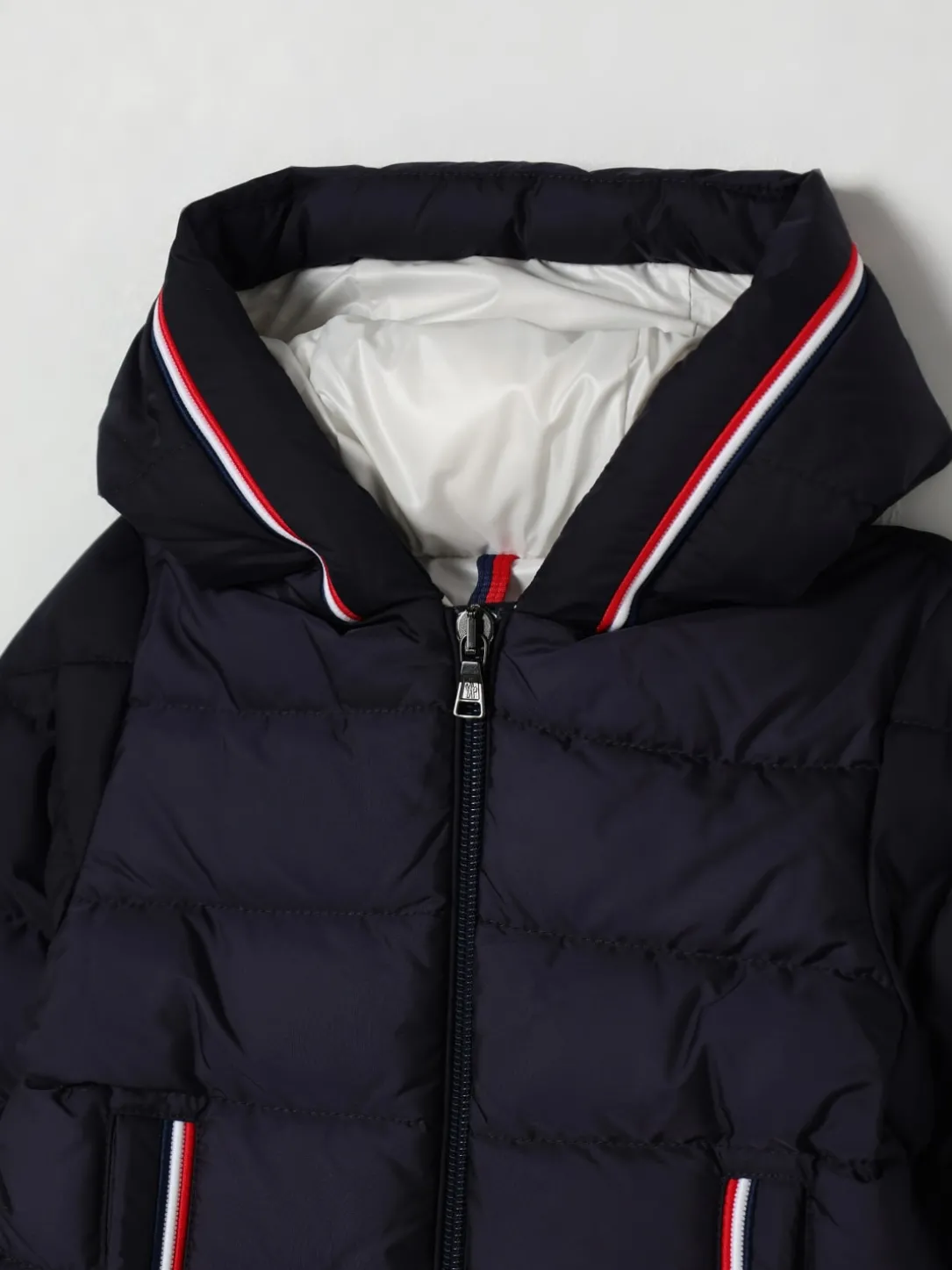 Piumino Merary opaco con cappuccio Moncler
