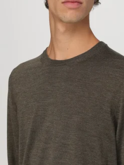 Pullover Boss in lana vergine