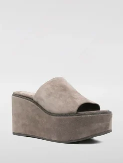 Sandalo Brunello Cucinelli in camoscio con monile