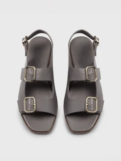 Sandalo Doucal's in pelle