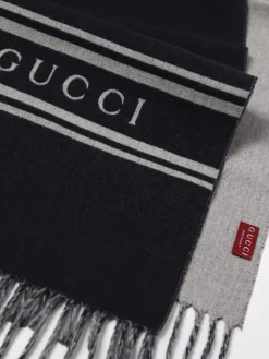 Sciarpa Gucci in lana con logo jacquard