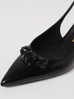 Slingback Stuart Weitzman in pelle spazzolata con applicazioni