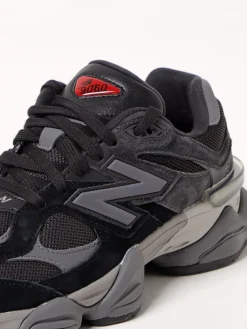 Sneakers 9060 New Balance in camoscio e mesh