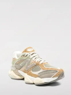 Sneakers 9060 New Balance in camoscio e mesh
