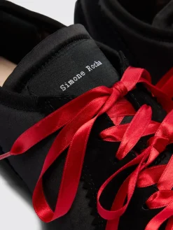 Sneakers Ballerina Grip Simone Rocha in camoscio e raso con fiocchi
