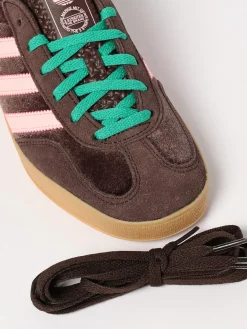 Sneakers Gazelle Adidas Originals in velluto e pelle