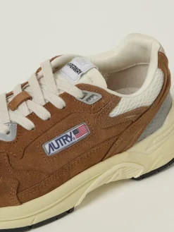 Sneakers Hyperway Autry in camoscio e mesh