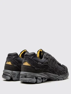 Sneakers 2002R New Balance in camoscio e mesh