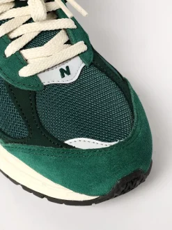 Sneakers 2002R New Balance in camoscio e mesh