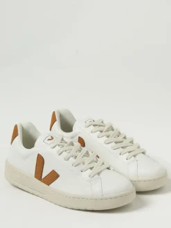 Sneakers Urca Veja in C.W.L.