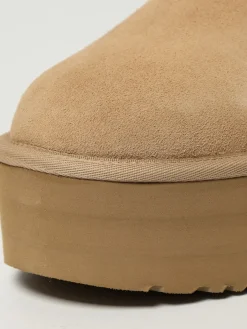 Stivaletto Classic Ultra Mini Platform UGG in camoscio