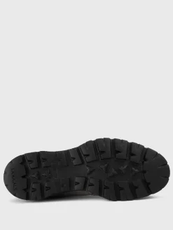 Stivaletto Doucal's in camoscio con motivo brogue