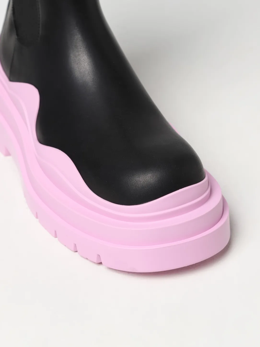 Stivaletto Tire Bottega Veneta in pelle