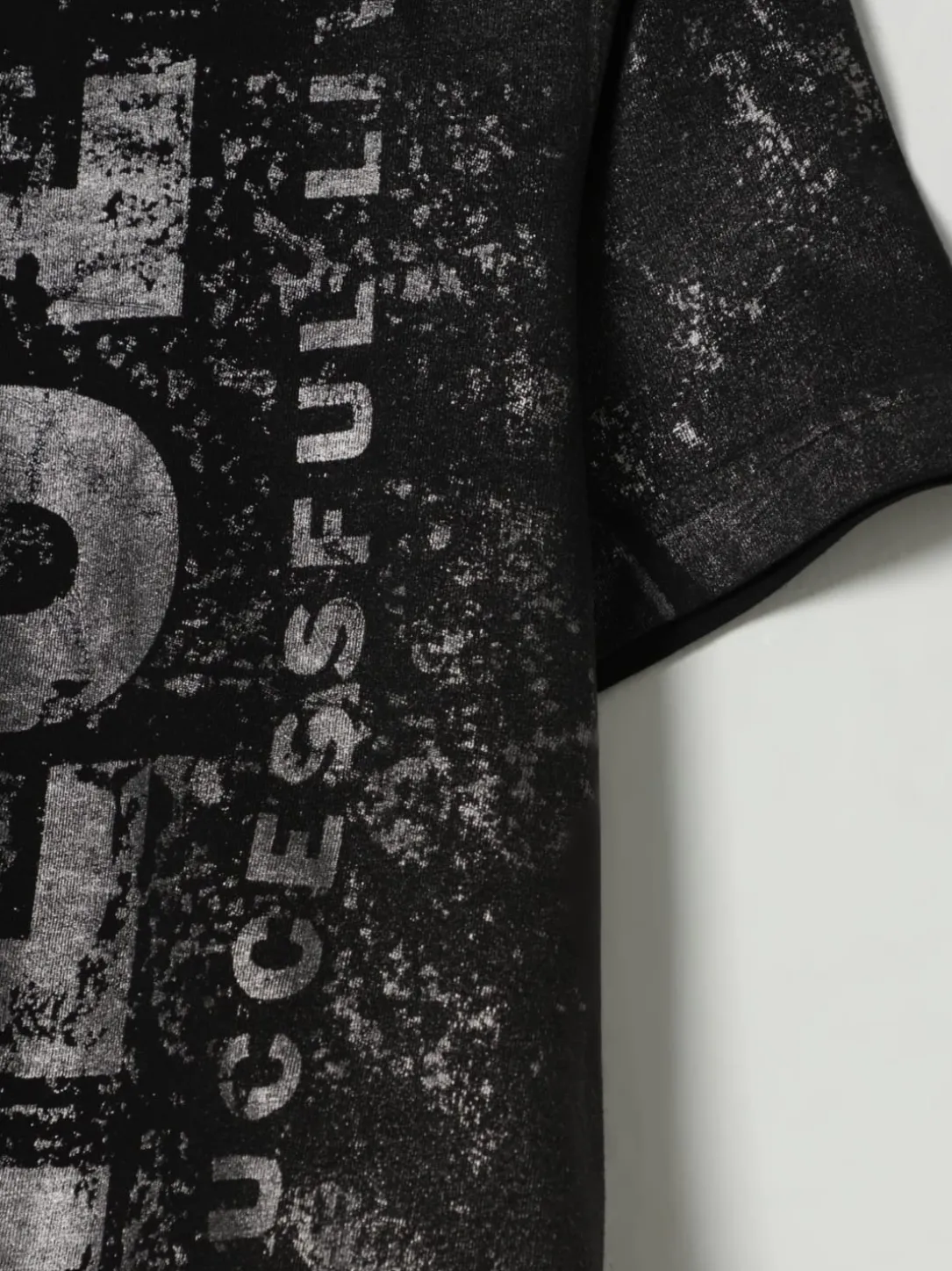 T-shirt in cotone con maxi logo stampato Diesel