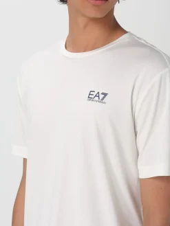 T-shirt in cotone Ea7 con maxi logo
