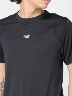 T-shirt in Lycra con logo New Balance