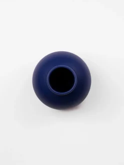 Vaso Strøm piccolo Raawii in ceramica