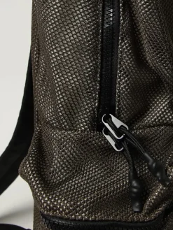 Zaino A.P.C. in nylon a rete e mesh