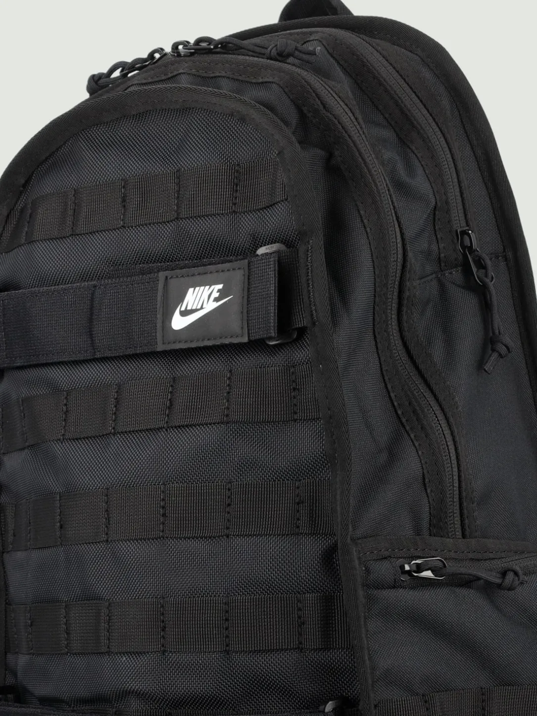 Zaino Sportswear RPM in poliestere con logo Nike 26 L